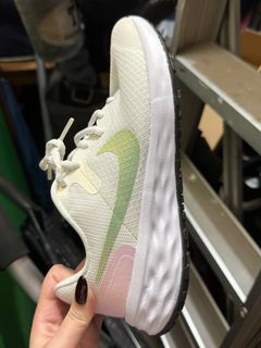 (Category: ) located in . Submitted by kentannn88 (Listing ID 1280549387, Image 1). Description: .