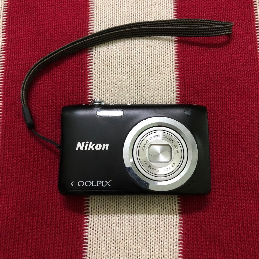 Nikon Coolpix A100 Camera Digital CCD