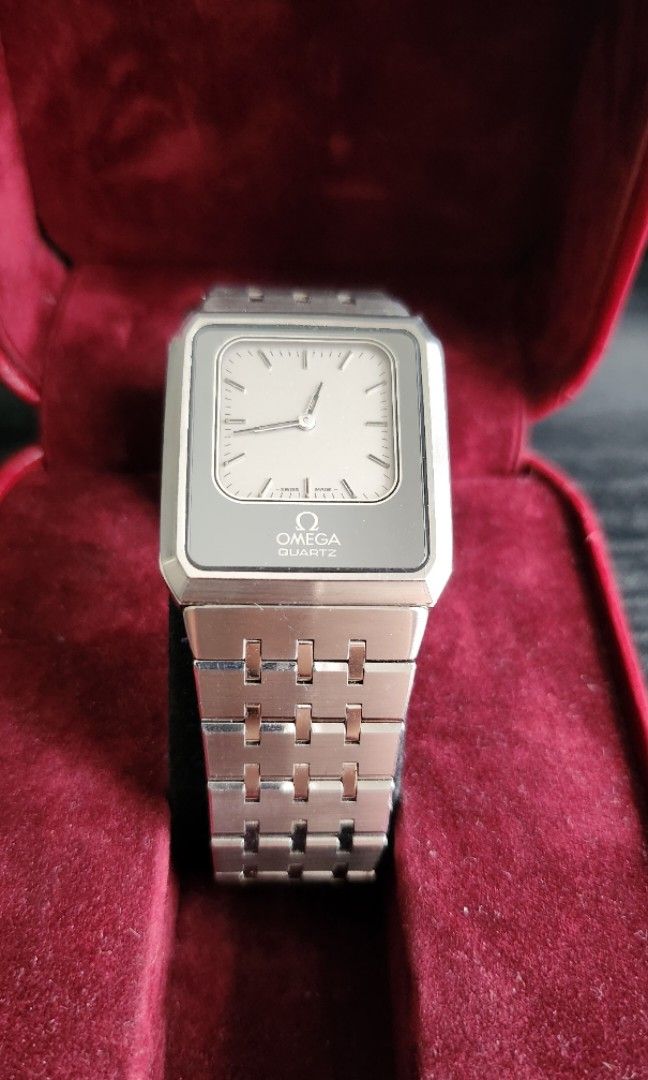 Omega vintage equinoxe reverso Men s Fashion Watches