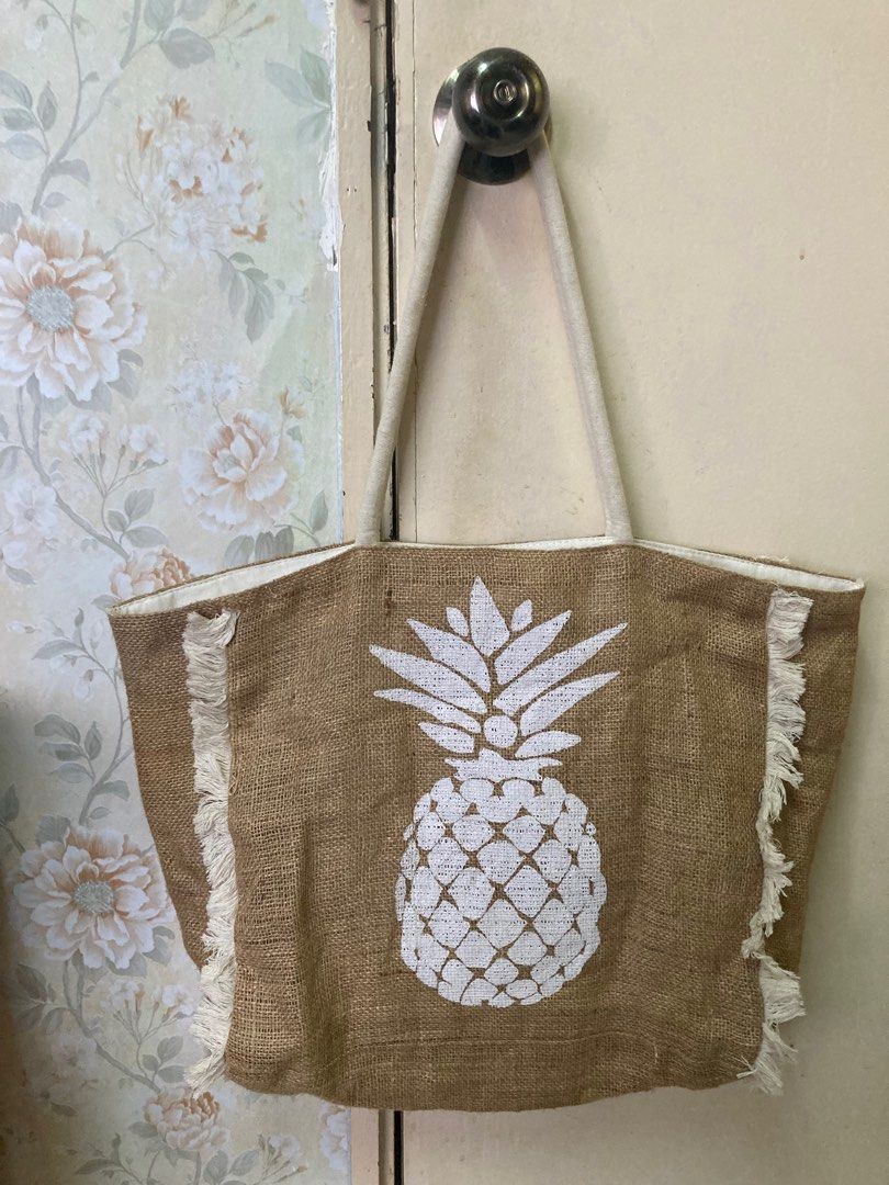 Shoulder clearance bag pineapple
