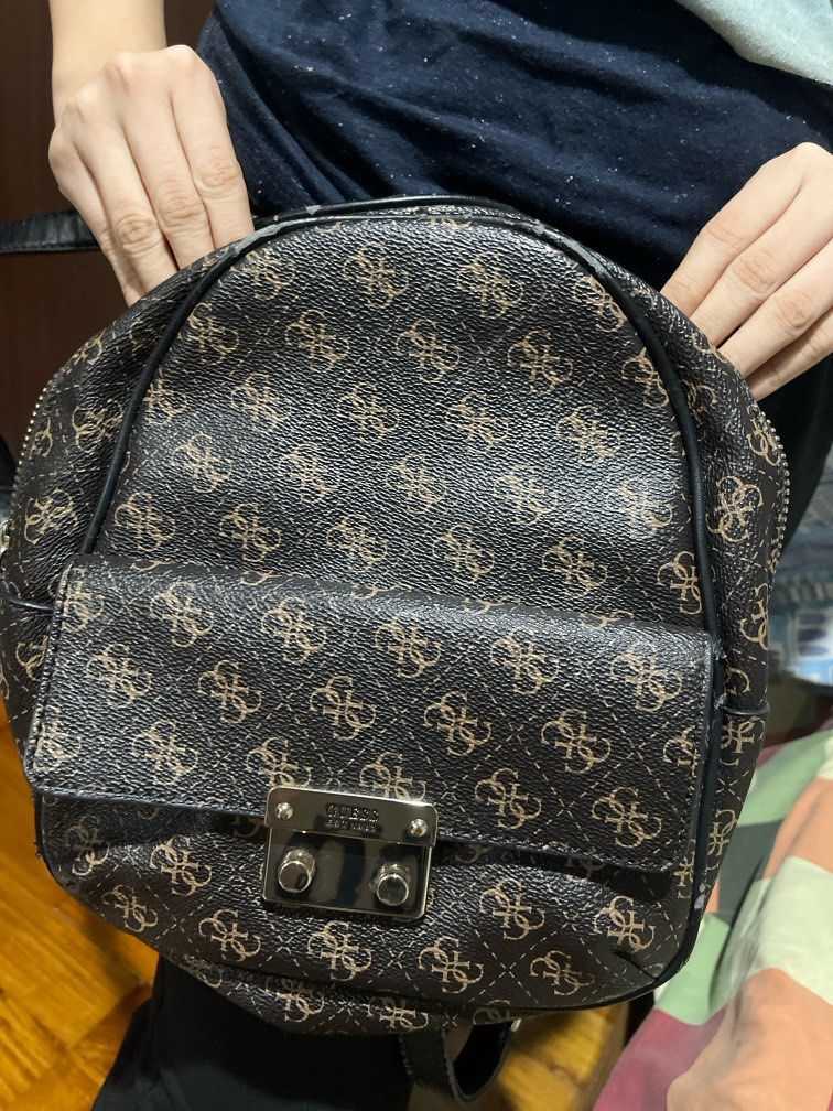 Guess tamra small online backpack