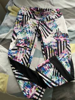 （分類：）位於 。 由 lourded 提交（商品編號 1280456251，圖片 1）。簡介： 。