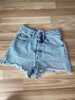 (Category: ) located in . Submitted by h4nn4h (Listing ID 1280460467, Image 1). Description: .