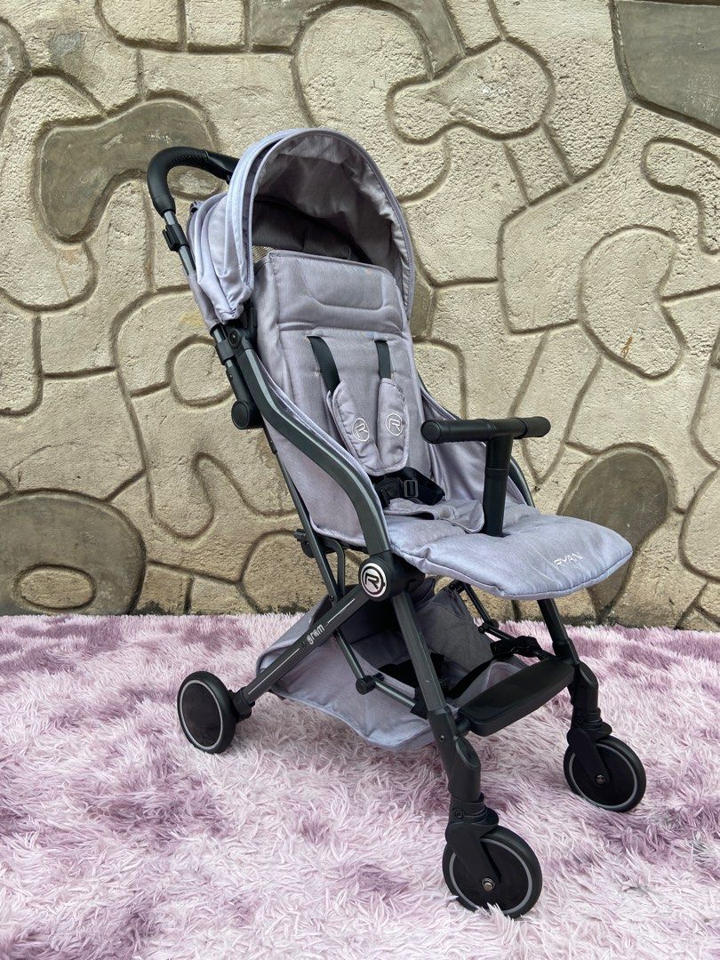 Ryan hot sale gram stroller