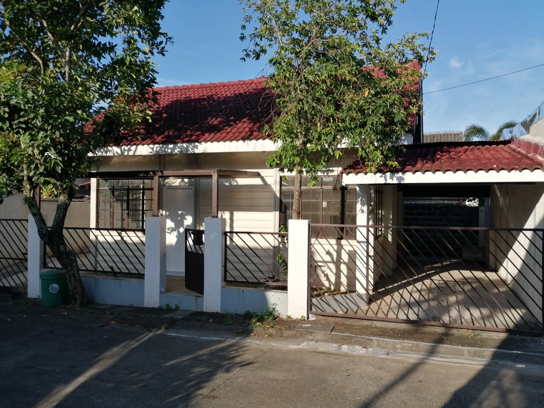 (Category: ) located in . Submitted by doncallo45 (Listing ID 1280454253, Image 1). Description: .