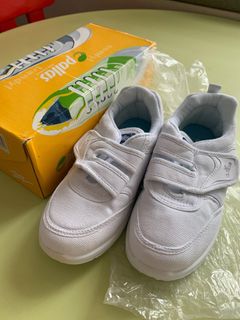 Converse white 2024 school shoes
