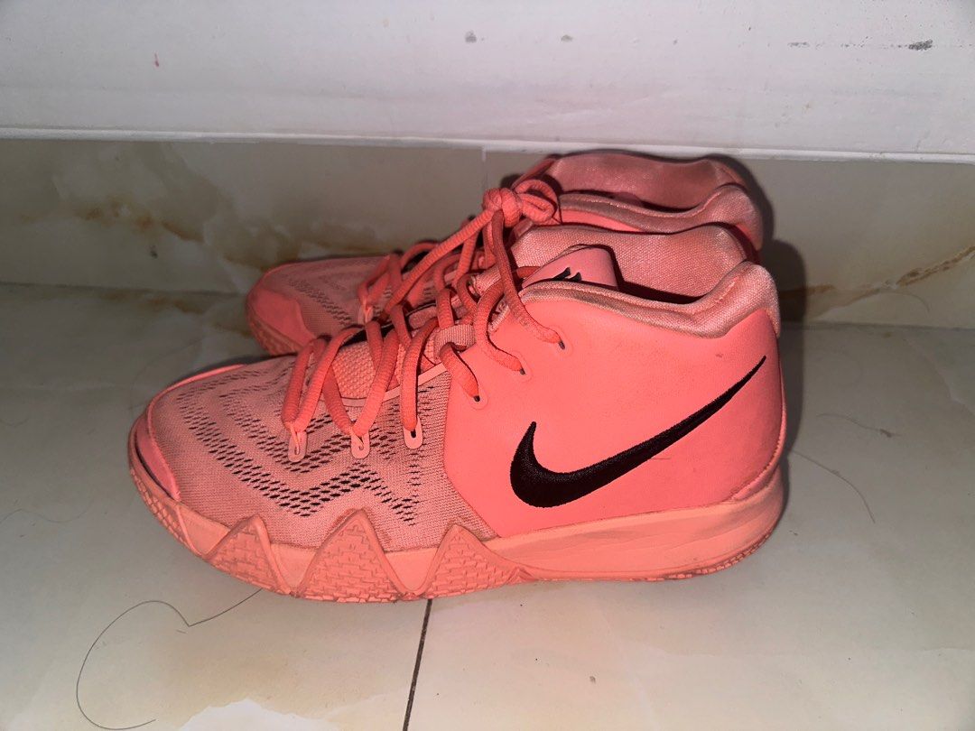 Sepatu basket discount kyrie irving