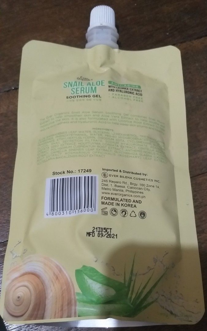 SNAIL soothing gel face serum (Category: Bath) located in Quezon City. Submitted by kooya (Listing ID 1280398337, Image 2). Description: formulated in South Korea 150 ml aloevera.