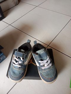 (Kategori: ) berada di . Dikirim oleh dhemitry (ID iklan 1280343956, Gambar 1). Deskripsi: .