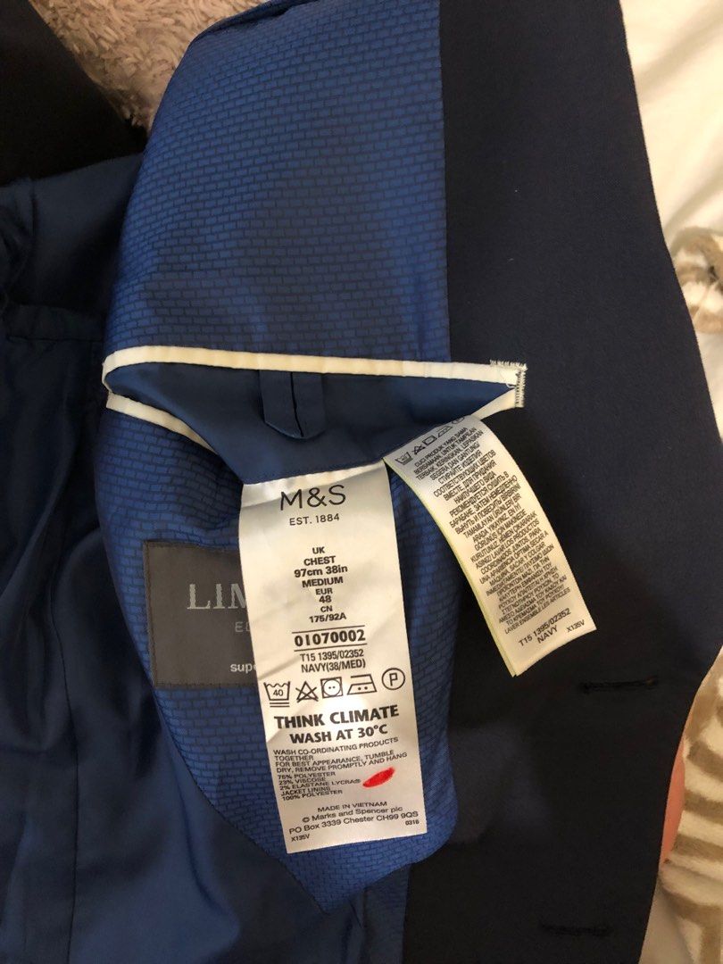 M&S Suit / coat for sale (Category: Formal Shirts) located in Pasig City. Submitted by skimok (Listing ID 1280562104, Image 3). Description: M&S suit/coat for sale -9/10 condition, no damages. - 28in L, 20in W -Slim fit -Used less than 5 times on special events. -Navy blue color -Suit bag is replacement only. RFS: Masikip na 🐷 Refer to last pic for latest pic when worn. (Di po ako networker 😅) Can do meetups near Sta. Lucia, Pasig area. SF hand