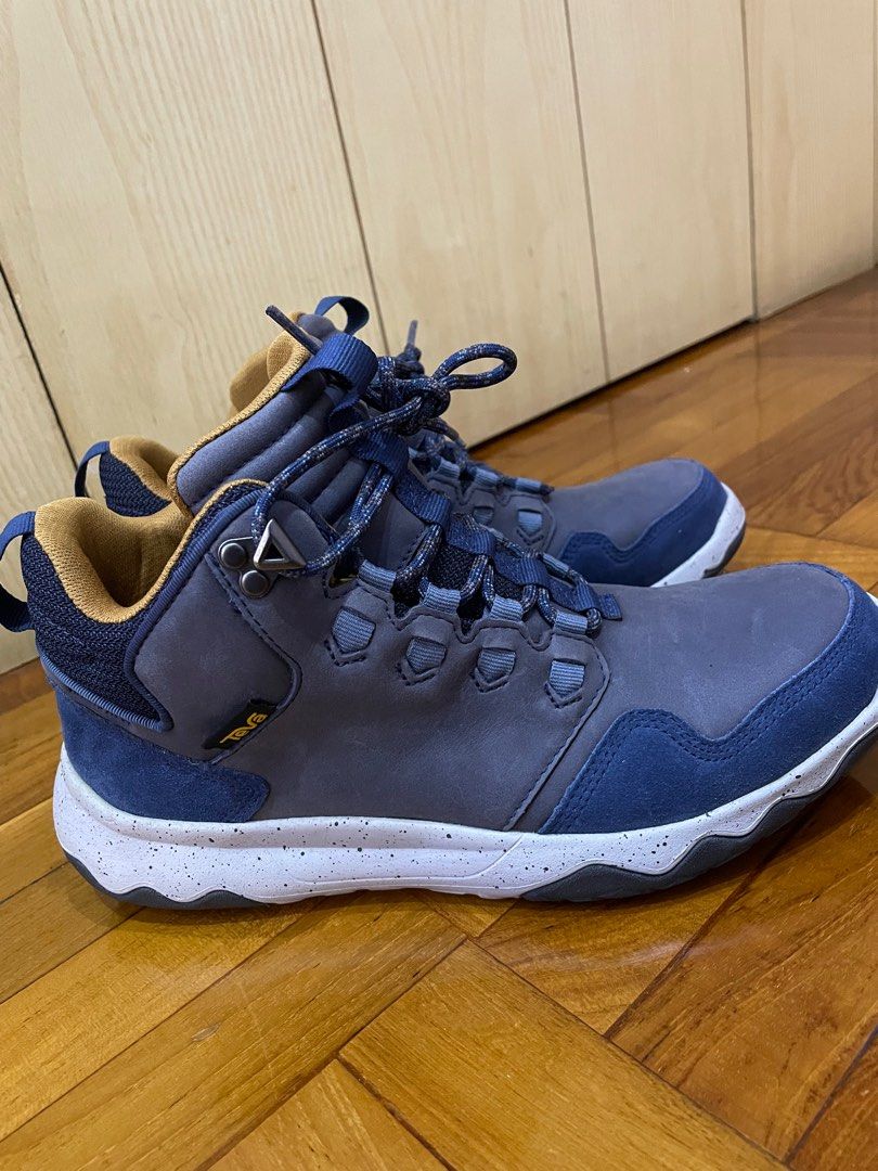 Teva men's m arrowood lux mid waterproof hiking boot sale