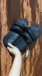 (Category: ) located in . Submitted by allpreloved_ (Listing ID 1280539819, Image 1). Description: .