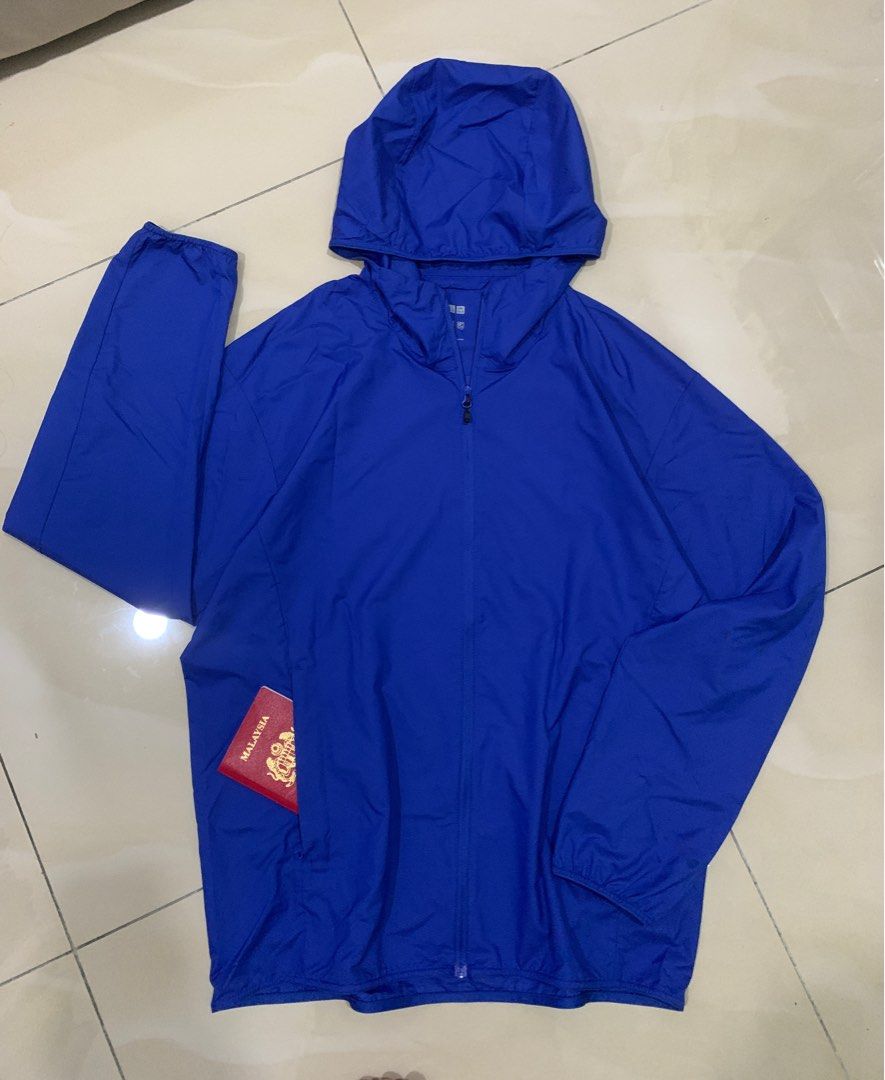 Windbreaker jacket uniqlo best sale malaysia