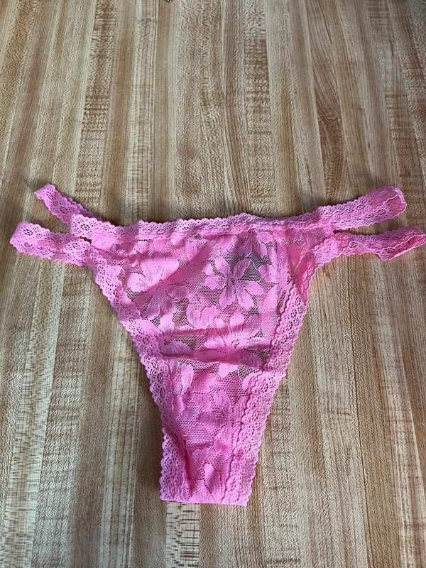 Victoria's Secret PINK Lace Strappy Thong Panty- Size Small
