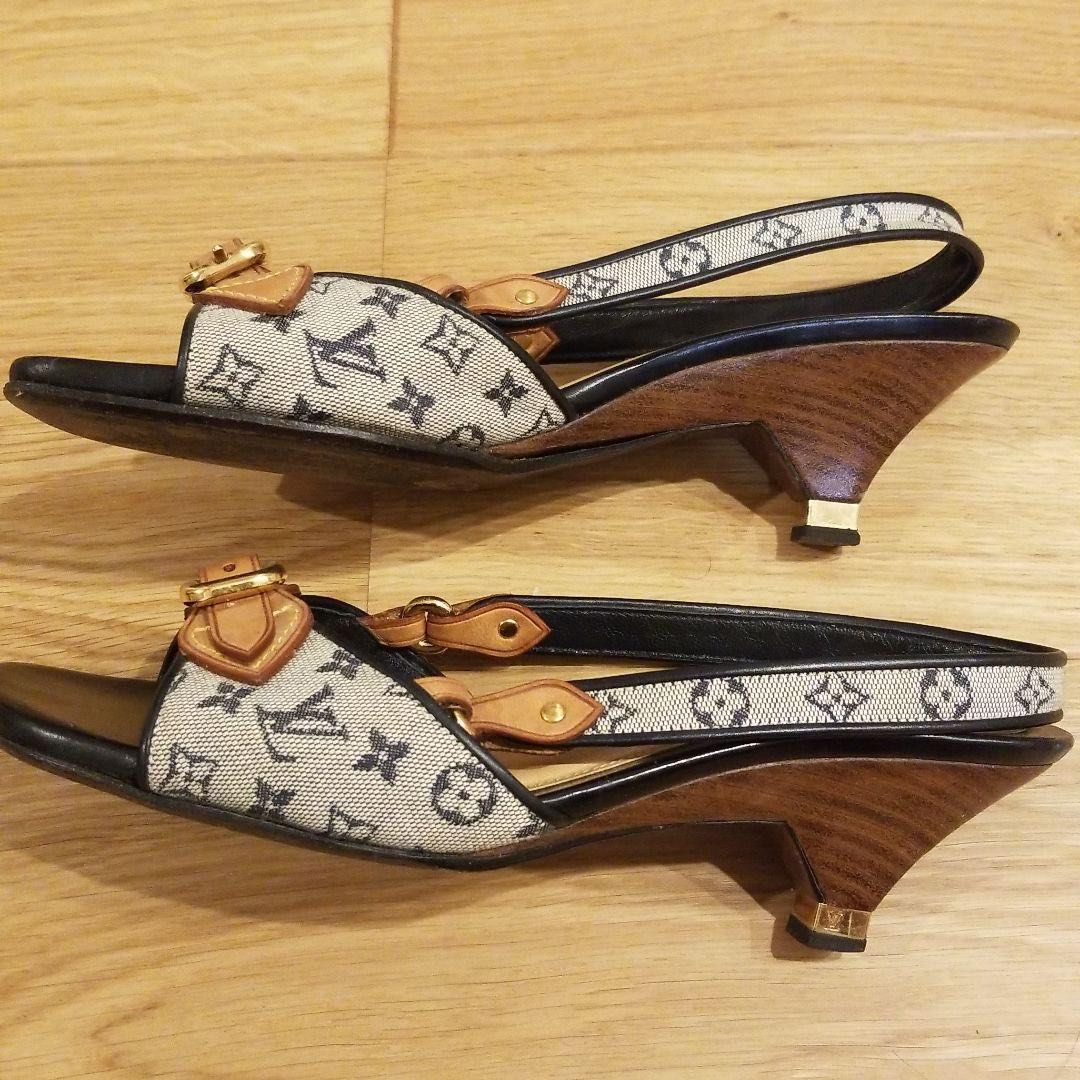 Vintage Louis Vuitton Kitten Heels