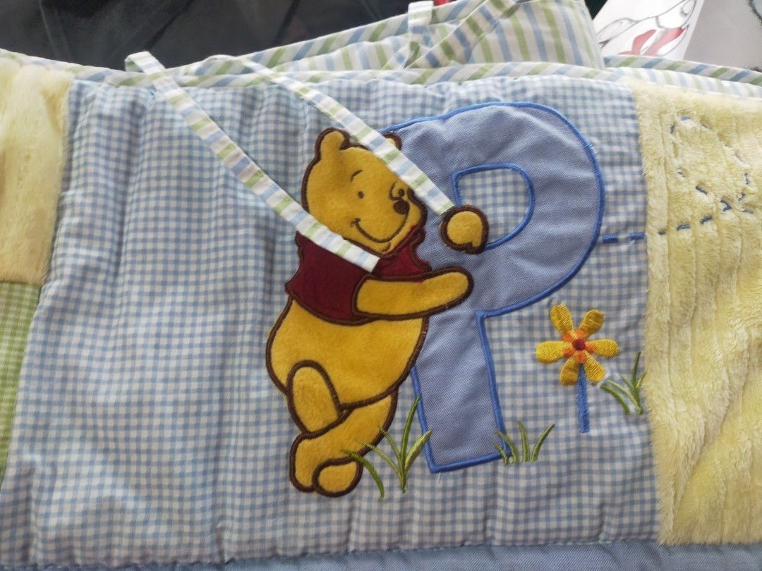 WINNIE THE POOH CRIB BUMPER, Babies & Kids, Baby Nursery & Kids