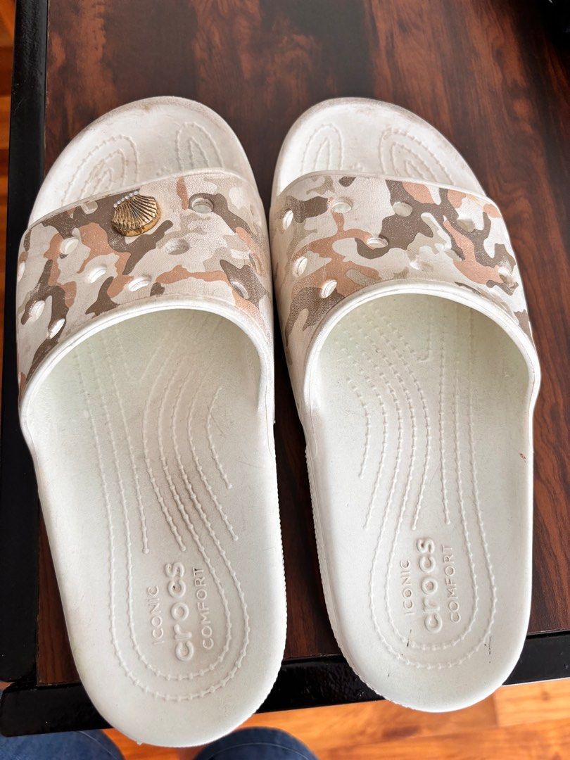 White crocs 2025 size 10