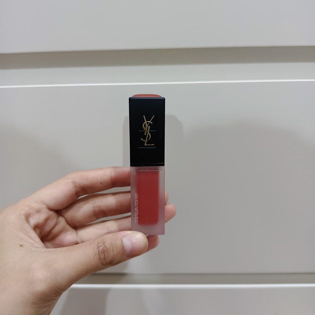 YSL Lipstick Tatouage Couture Velvet Cream 211 no box Kesehatan
