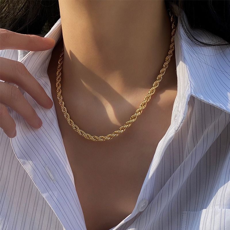 5mm Gold Twisted Rope Chain Hip Hop Necklace, Men's Fashion, Watches &  Accessories, Jewelry on Carousell