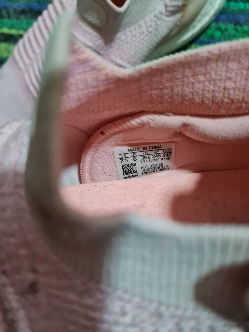 Adidas ultra boost laceless 39 hot sale
