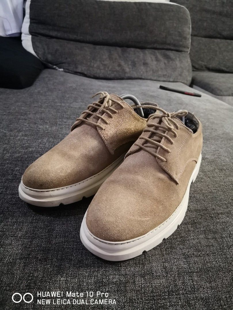 Aldo camera hot sale sneaker