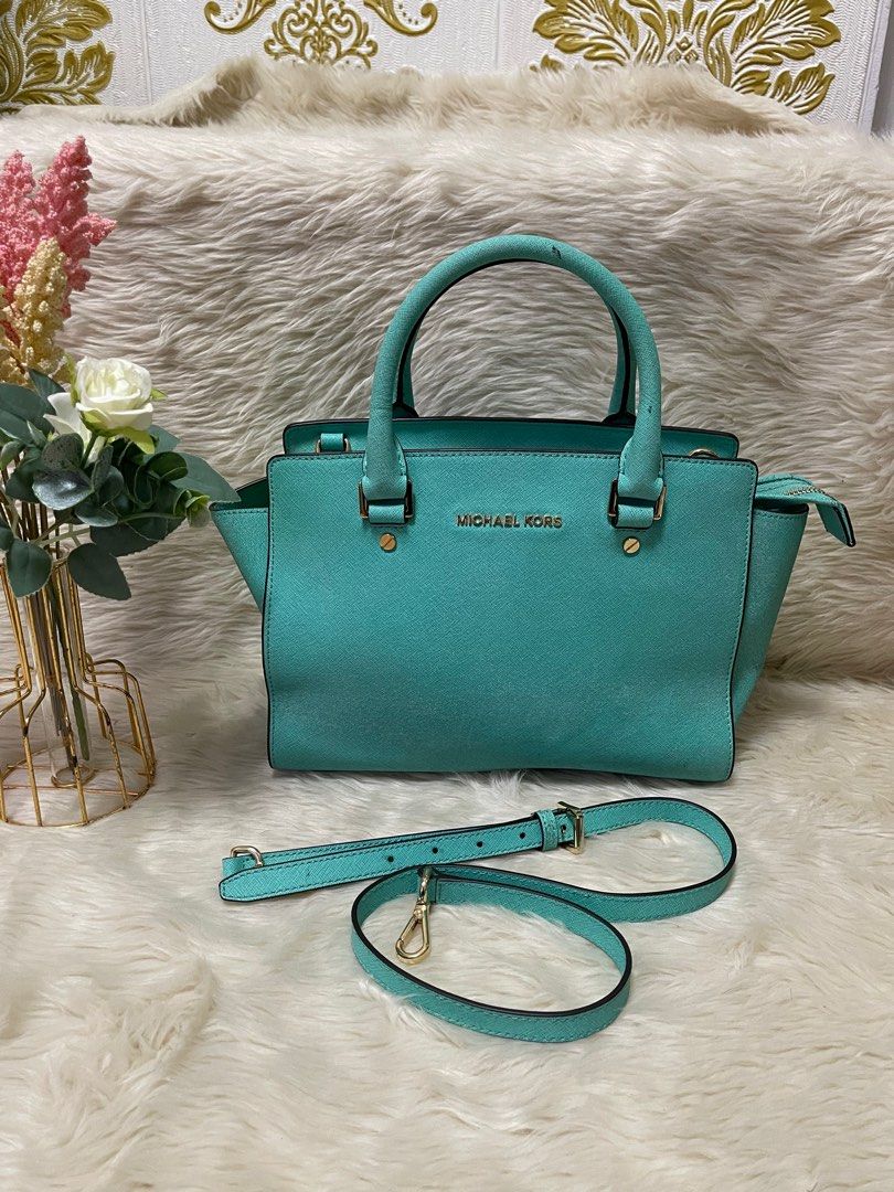 Authentic Michael Kors SELMA SAFFIANO LEATHER TORQUOISE Medium size