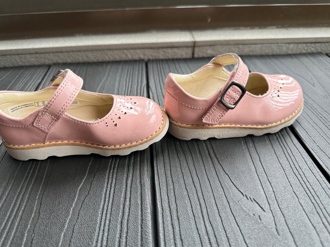 Clarks shoes for toddler girl best sale