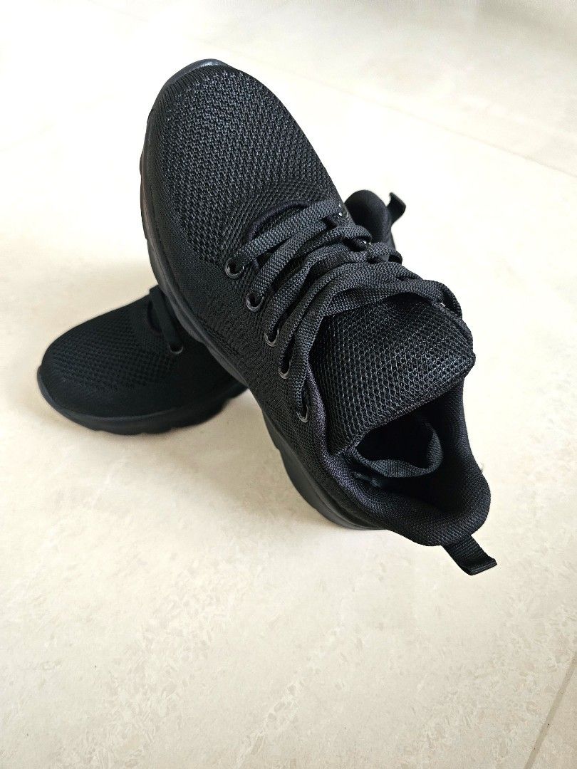 All black shoe brand outlet