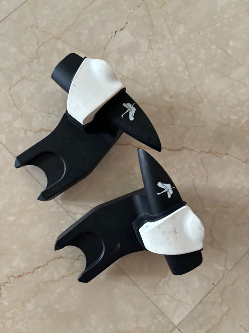 Bugaboo bee carrycot adaptors store