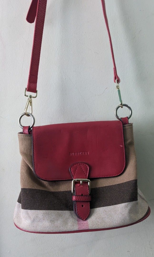 Burberry gowan shop crossbody bag