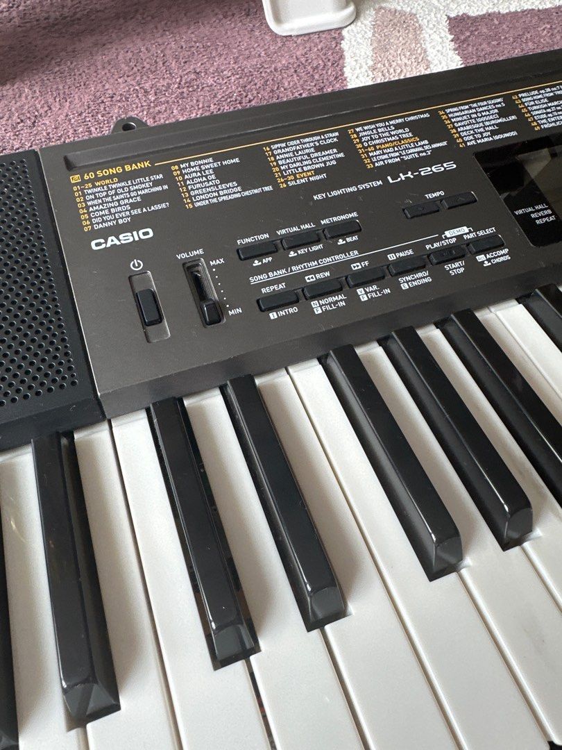 Casio LK265 Keyboard, Hobbies & Toys, Music & Media, Musical