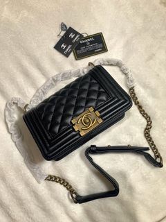 (Category: ) located in . Submitted by heybellaaaa (Listing ID 1280670771, Image 1). Description: .