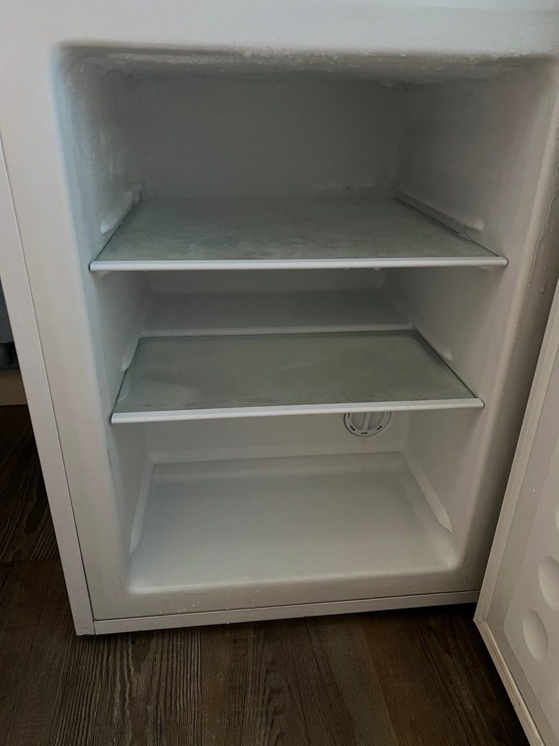 Chest freezer for breastmilk 50L, TV & Home Appliances, Kitchen