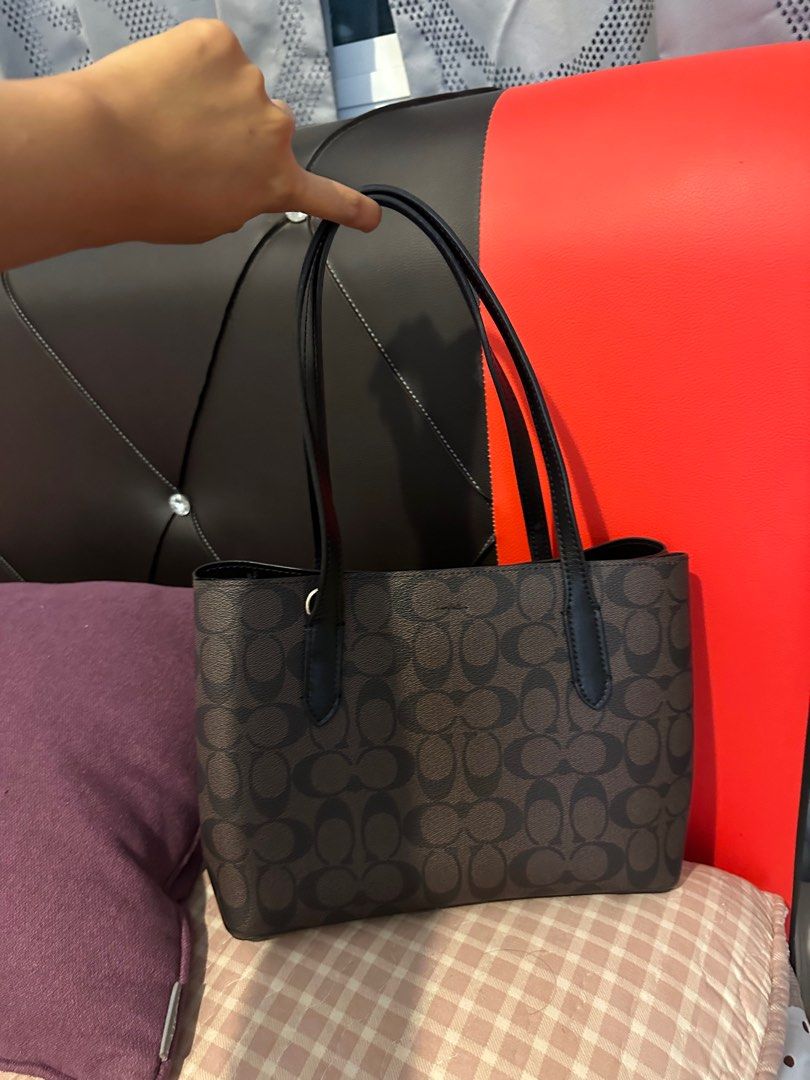 Coach outlet hotsell avenue carryall