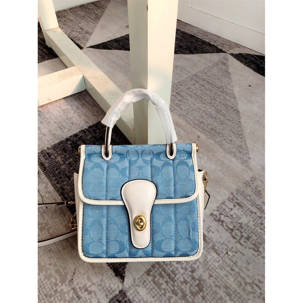 Coach Willis crossbody 👜 (Category: Luxury Bags & Wallets) located in Las Pinas. Submitted by yhn_boutique (Listing ID 1280701741, Image 1). Description: 📌cod via lalamove/ grab 📌J&T pay today ship today 📌 complete inclusions .