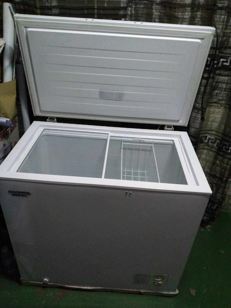 Condura Chest Freezer Inverter (Category: Refrigerators and Freezers) located in Manila. Submitted by lhotbalitbit (Listing ID 1280715739, Image 2). Description: Item almost new, w/ carton in the bottom. We used it only for 3 months. Guaranteed in good condition. No Issue. RFS: We prefer smaller due to limited space of our new place. Mode of Payment: Gcash or Bank Transfer thru BDO or BPI only. Buyer will shoulder the shipping fee. If within the 