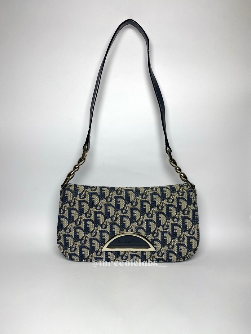 Dior monogram discount trotter maris pearl