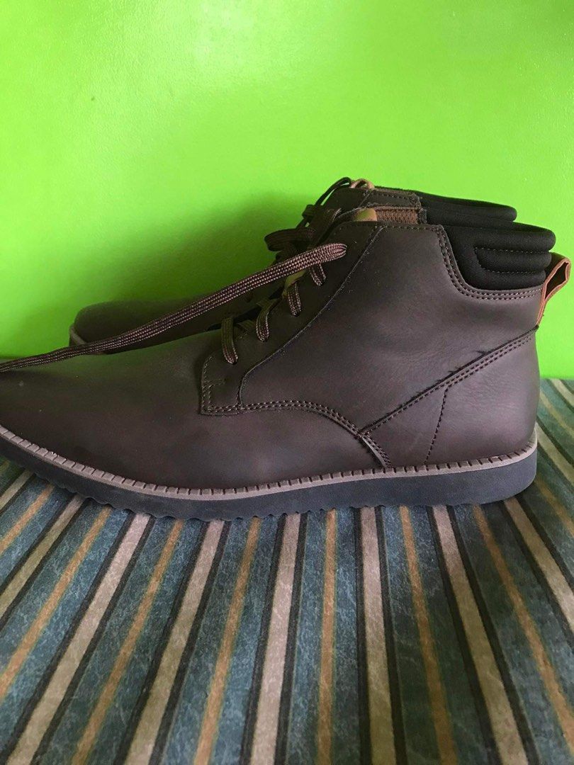 Dr scholl's chukka boots store