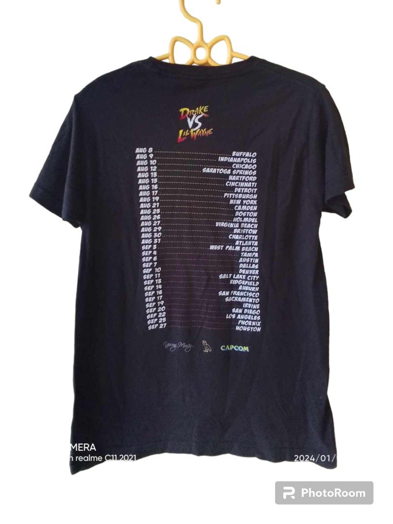 Drake Vs Lil Wayne Tour Shirt (Category: Tshirts & Polo Shirts ) located in Dumanjug. Submitted by cebuanaavtg (Listing ID 1280593367, Image 3). Description: Size Small color rate: 9.5/10 merch 👉Disclaimer:Product Color May Slightly Vary Due to Photographic Lighting Sources .