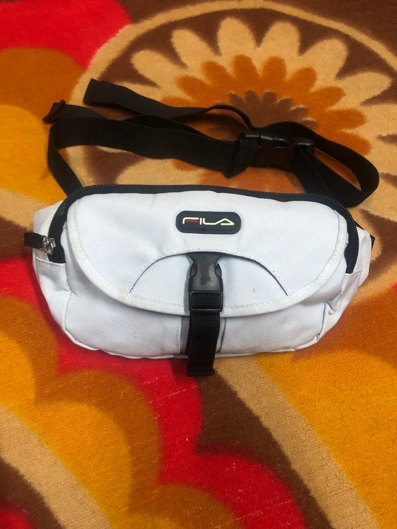 Fila pouch deals bag