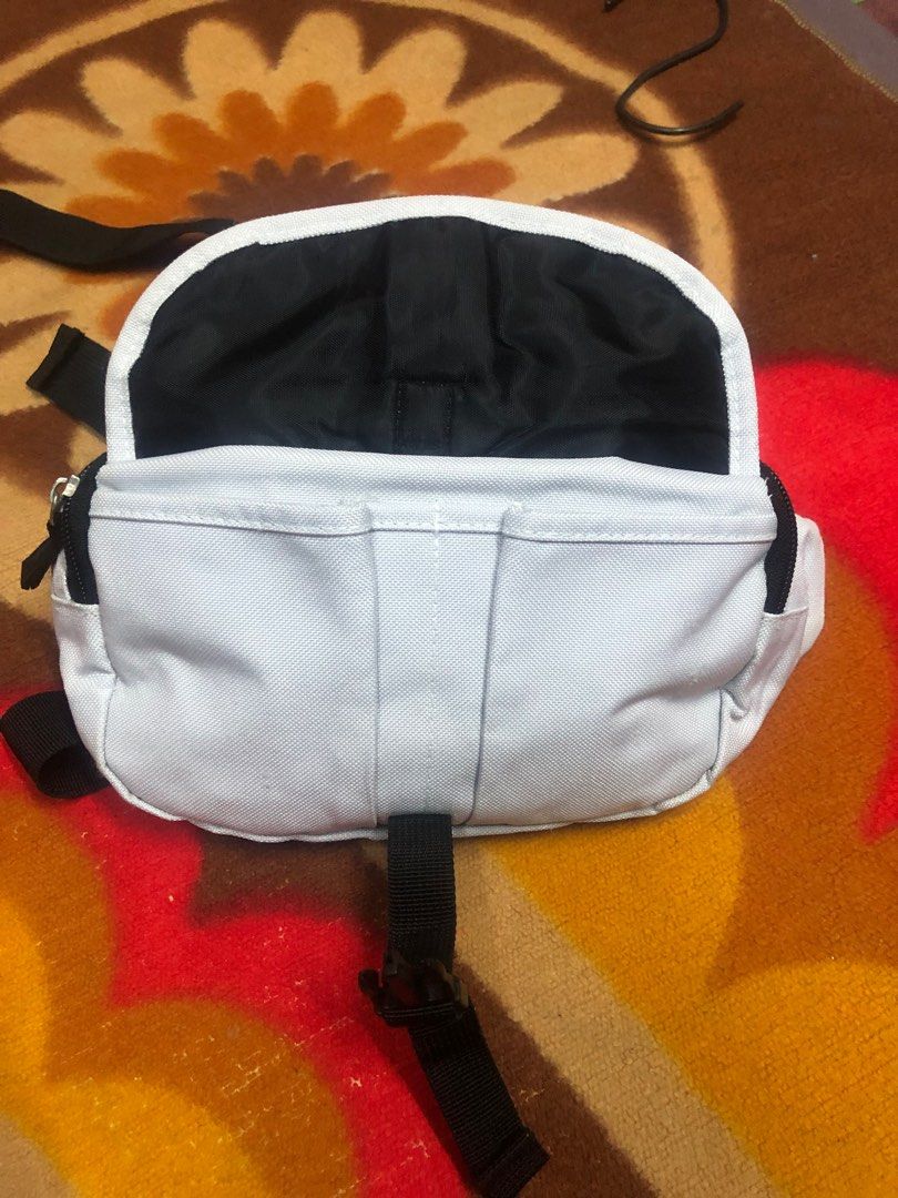 FILA pouchbag