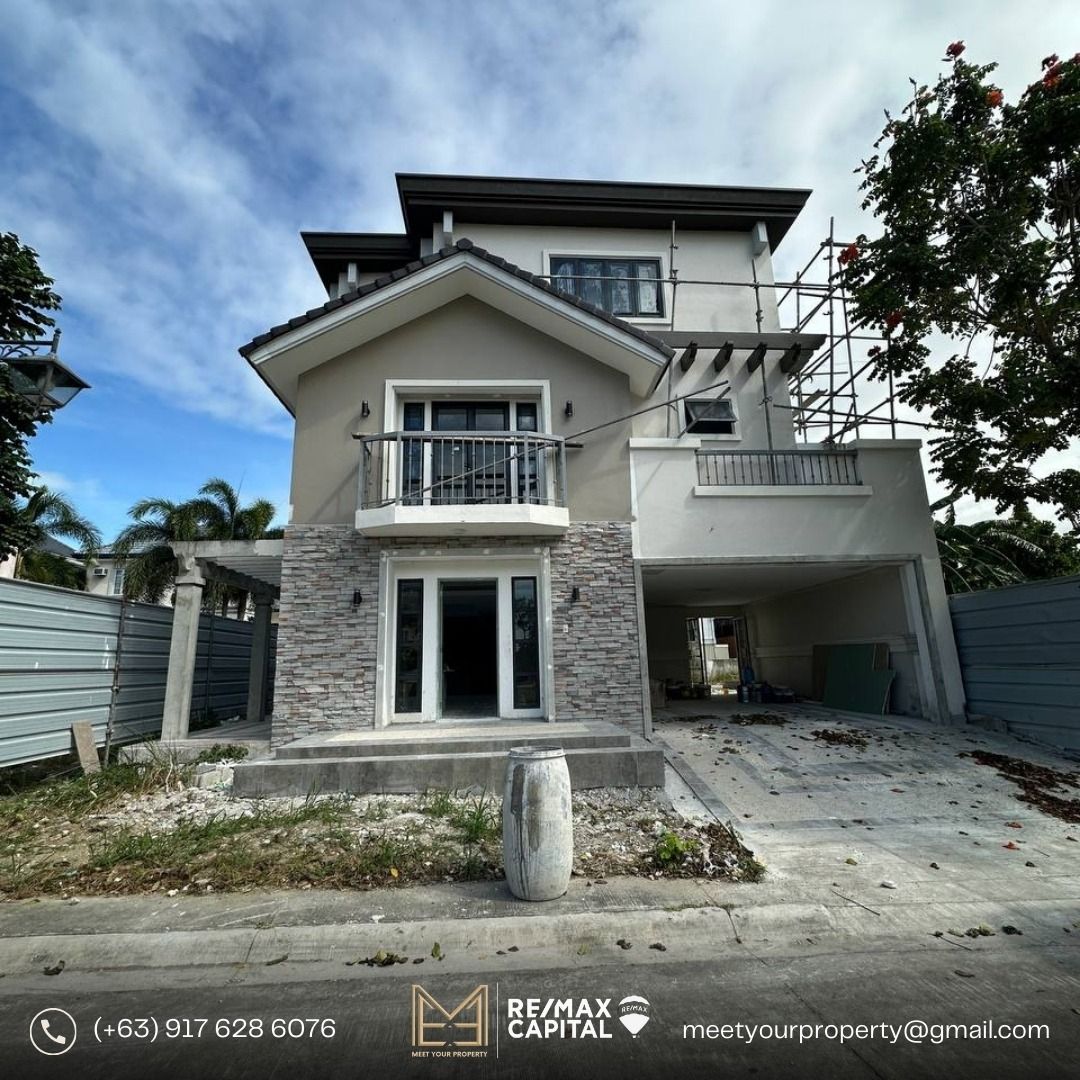 FOR SALE 3Storey House and Lot in Versailles Alabang, Daang Hari Road