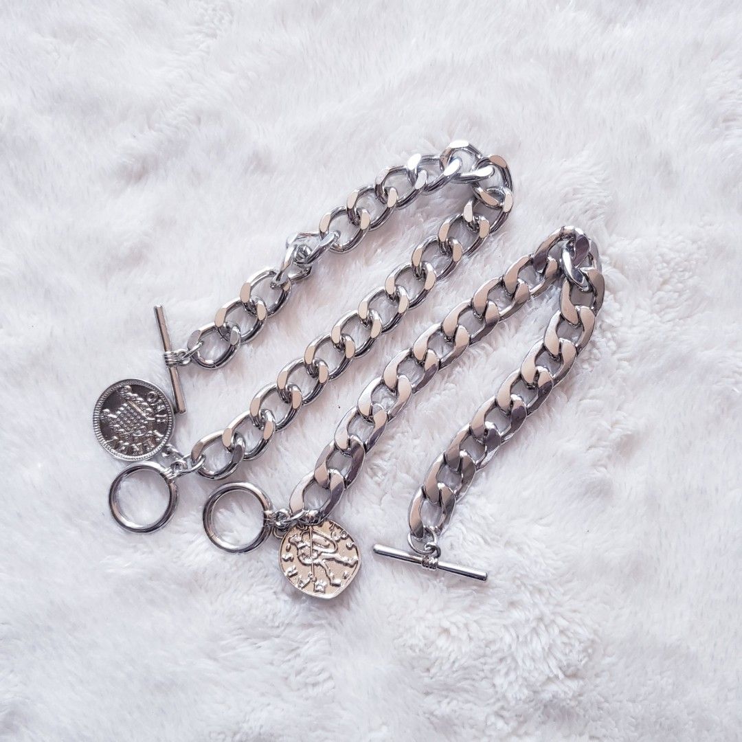 Ring bracelet on sale chain forever 21