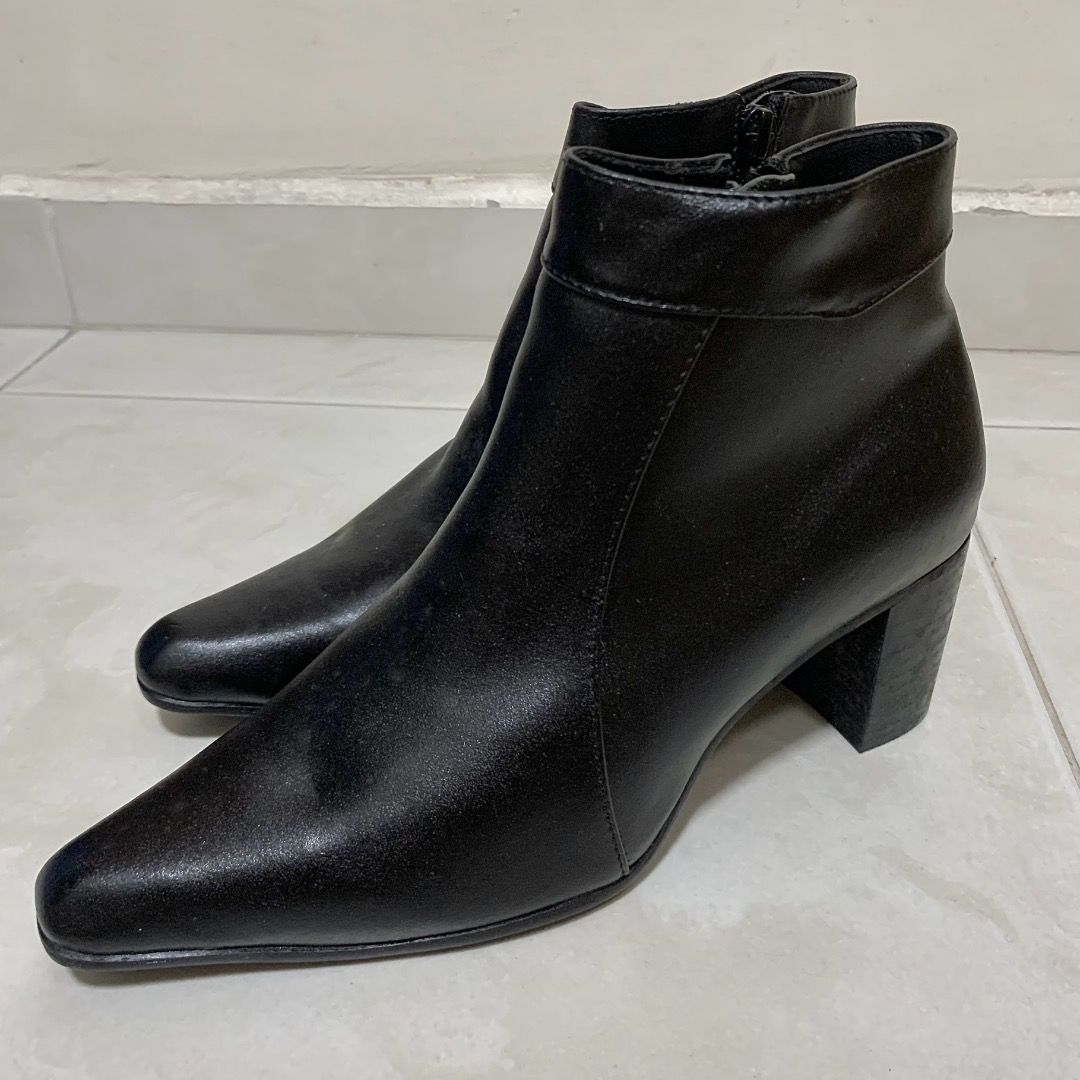 Genuine black clearance leather boots