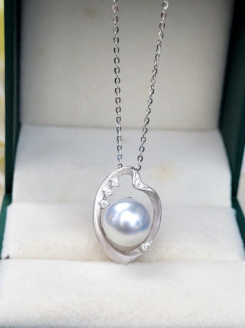 Genuine South Sea White Pearl Frosted Pendant Chain Necklace