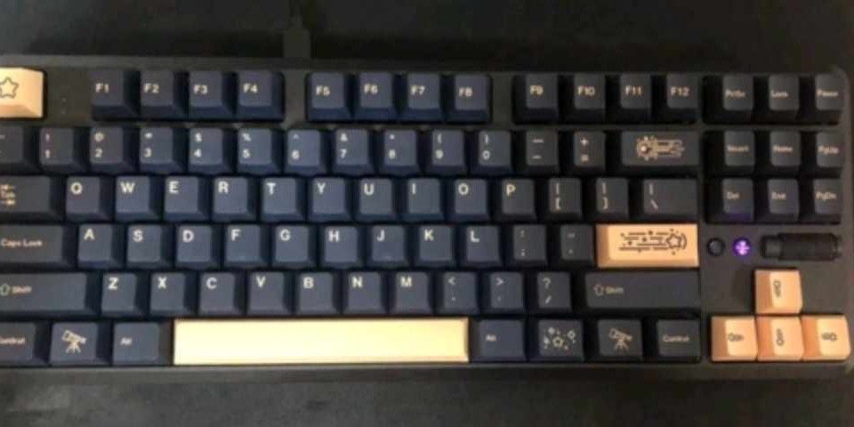 GMK Stargaze (Clones) (Category: Computer Keyboard) located in Marikina City. Submitted by kylebords (Listing ID 1280763206, Image 2). Description: Selling GMK (Clones) Stargaze keycaps. These are Cherry profile keycaps, no shine, just like brand new. Bought at original price of 1300, selling it for 900. Used for a month. Reason for selling: Don't like Cherry profile.