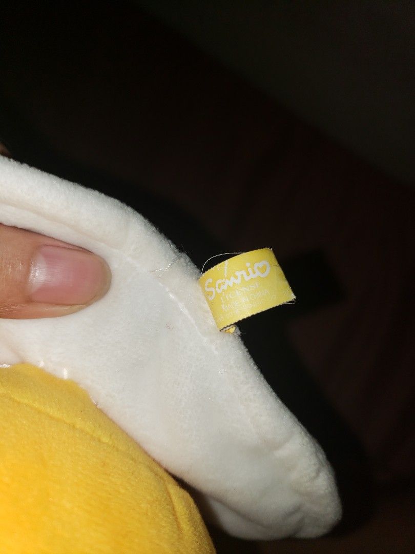 Gudetama Sanrio Plushie (Category: Plushies & Soft Toys) located in Manila. Submitted by borahaemi10738 (Listing ID 1280633408, Image 2). Description: with etiketa.