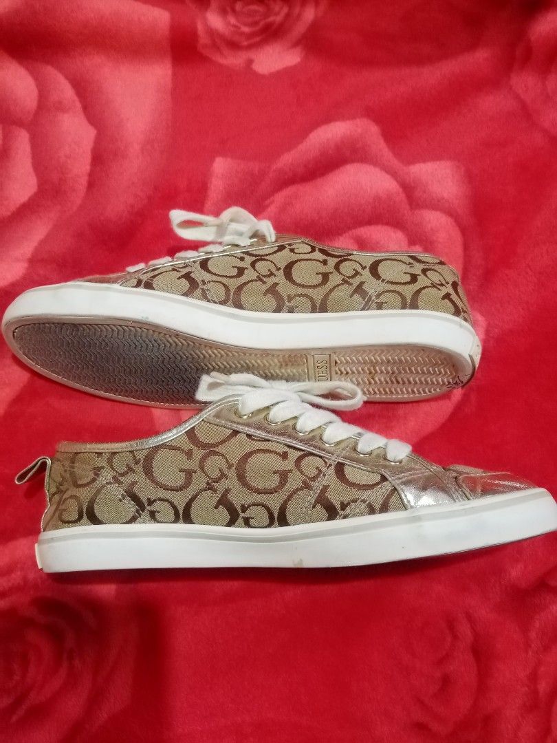 Guess discount tennis shoes