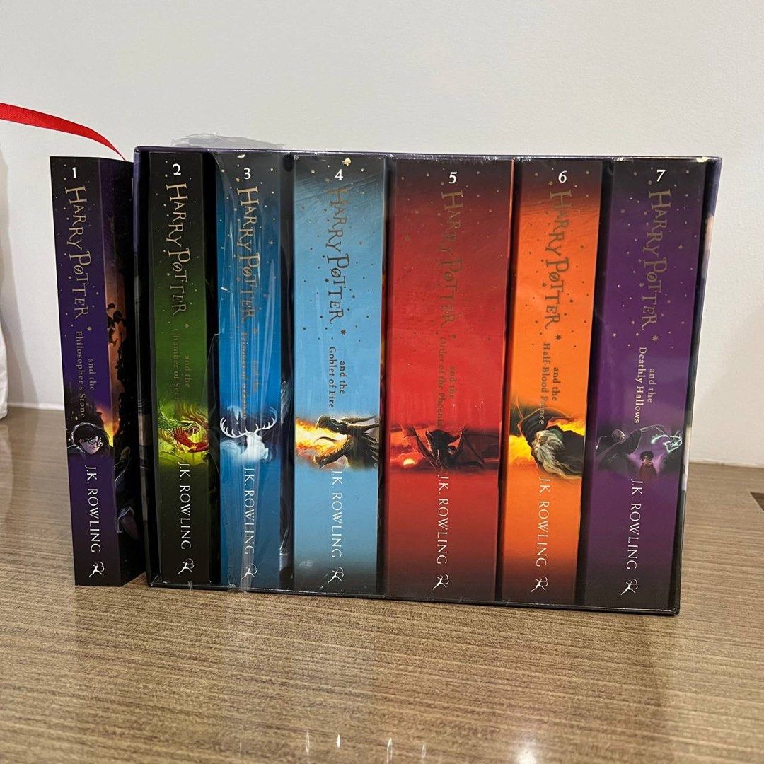 Harry Potter. The Complete Series. Box set, 7 vols. (Paperback