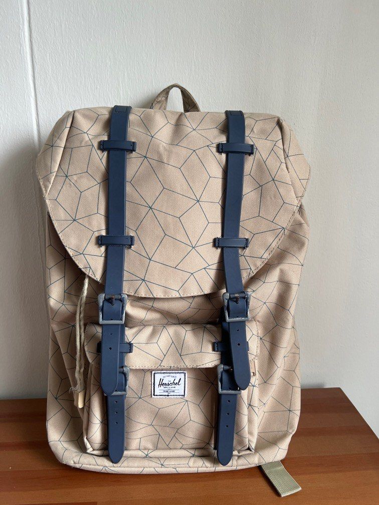 Herschel little 2025 america 17l